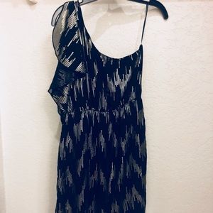 One shoulder dress